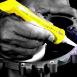 Выбор лучшего автомобильного герметика для двигателя