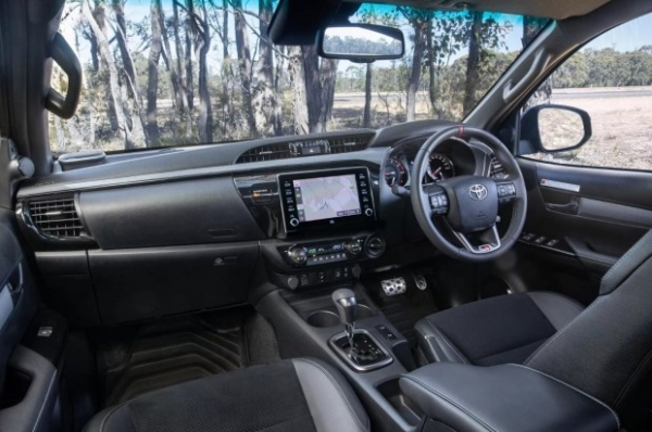 Найпопулярніший пікап Toyota отримав екстремальну спортивну версію