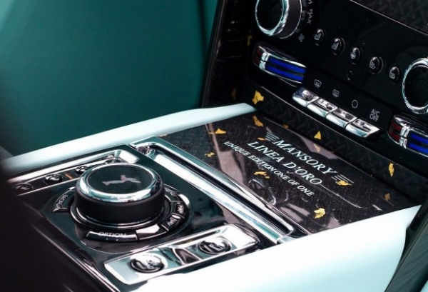 Rolls-Royce Cullinan отримав унікальний тюнинг від Mansory