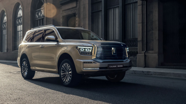 Участники авторынка рассказали, какие машины будут продаваться в России в 2023 году