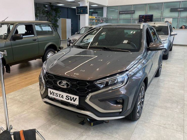 5 невероятно крутых новинок от LADA, заявленных в 2023 году