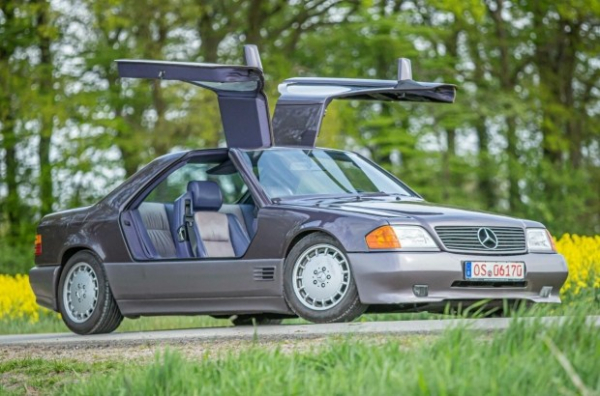 Виявлено єдиний у світі Mercedes-Benz E-Class із дверима &laquo;крило чайки&raquo;