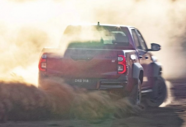 Найпопулярніший пікап Toyota отримав екстремальну спортивну версію