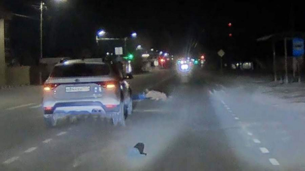 В Краснодарском крае машина полицейского сбила мужчину
