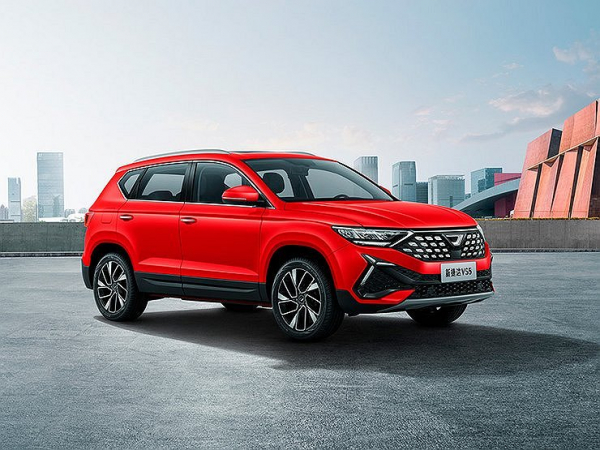 7 новых дешевых кроссоверов, приехавших в Россию по параллельному импорту