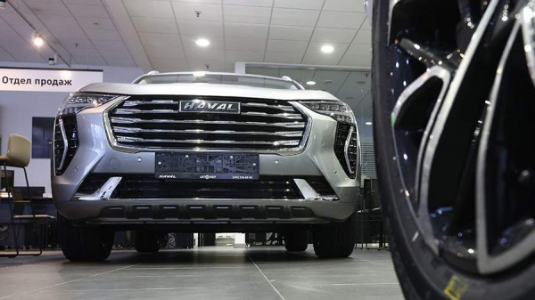 Названы самые популярные у россиян китайские машины в 2022 году
