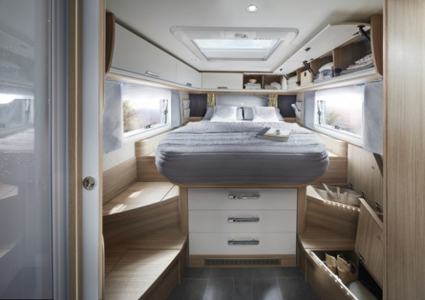 На базі Fiat Ducato розробили розкішний дім на колесах