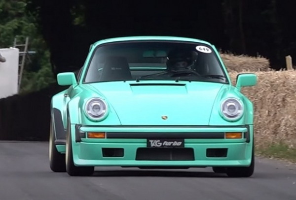 Старий Porsche 911 повернули у виробництво й оснастили двигуном від McLaren