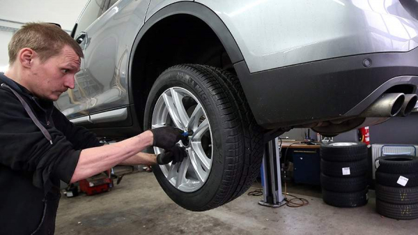 &laquo;Известия&raquo; выяснили причины массового отказа страховщиков в ремонте по ОСАГО
