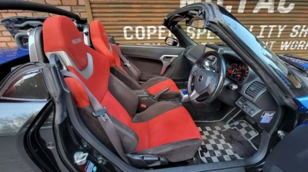 Daihatsu Copen перетворили на &laquo;суворий&raquo; позашляховик