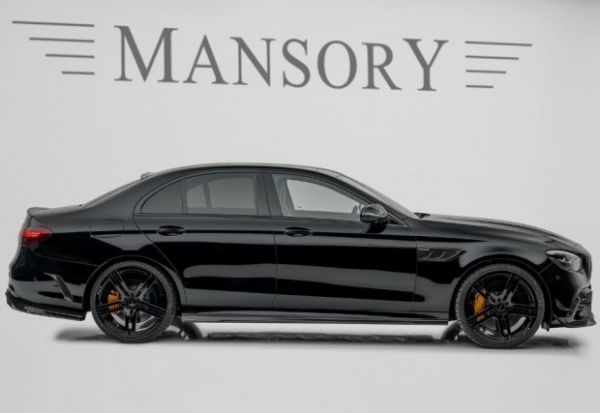 Mercedes-AMG E 63 S перетворили на &laquo;вбивцю&raquo; суперкарів