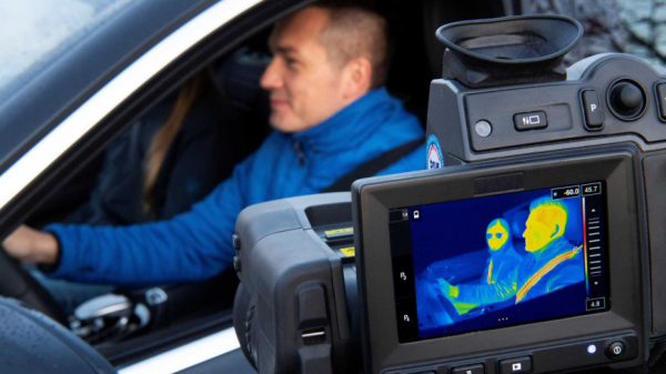 Этот ремень безопасности от ZF с подогревом создан специально для электромобилей 