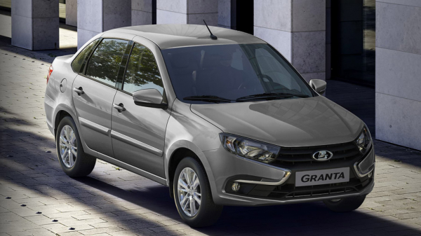 Названы лидеры и аутсайдеры авторынка России в 2022 году