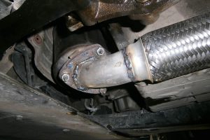 Как самому отремонтировать глушитель на автомобиле