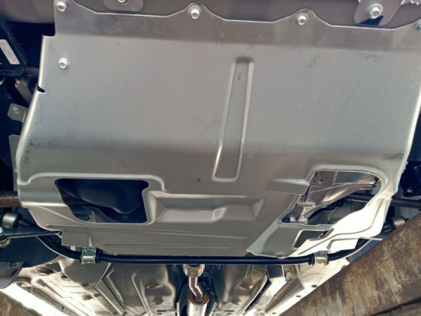 Как водители гробят автомобиль, устанавливая защиту двигателя