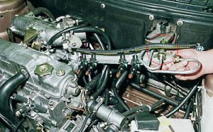 Неисправен регулятор давления топлива: симптомы