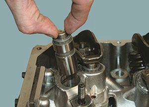 Причина стука гидрокомпенсаторов на холодном или горячем двигателе