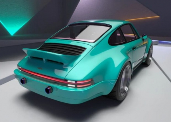 Раритетний Porsche 911 отримав стильний тюнінг