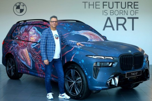 В Індії кросовер BMW X7 перетворили на шедевр мистецтва