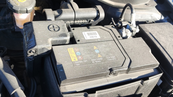 Отключаем АКБ правильно: почему это важно и какие могут быть последствия