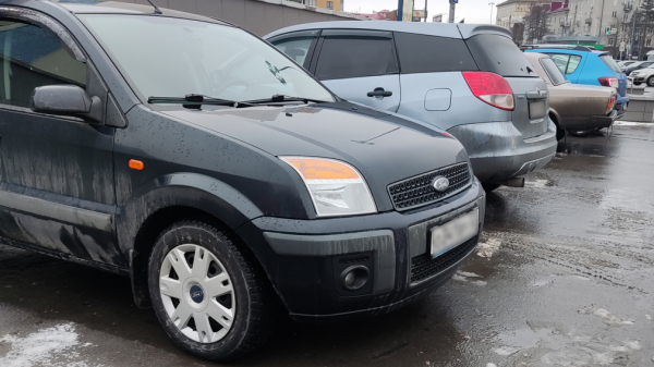 Много рыжих точек на кузове автомобиля: откуда берутся и как с ними бороться Много рыжих точек на кузове автомобиля: откуда берутся и как с ними бороться