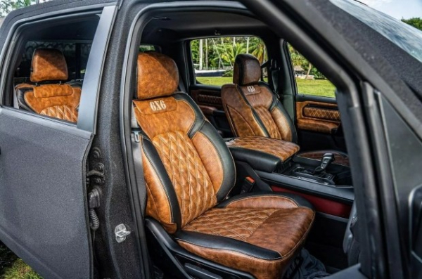 Тюнери перетворили Ram 1500 TRX на справжнього шестиколісного монстра