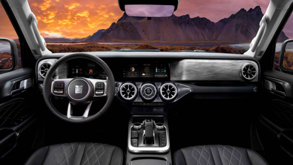 Раскрыты комплектации и стоимость первого внедорожника Tank в России