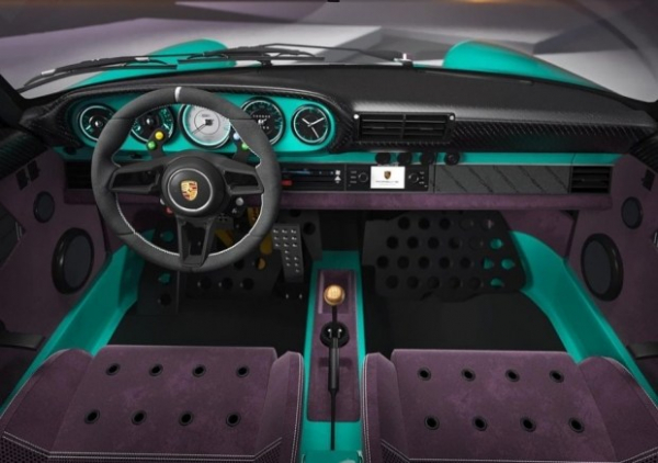 Раритетний Porsche 911 отримав стильний тюнінг