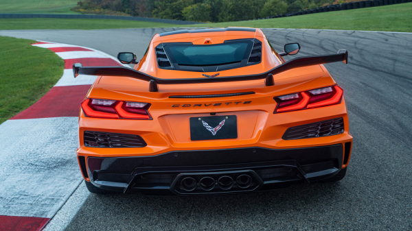 Суперкар Chevrolet Corvette Z06 появится в качестве Pace Car для Daytona 500