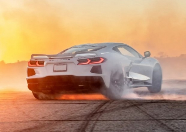 Компанія Hennessey показала потужний Corvette Stingray