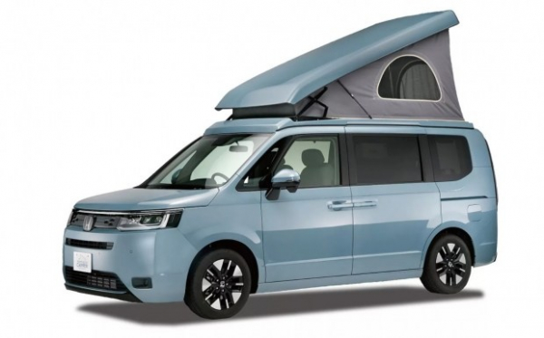 Honda Stepwgn перетворили на недорогий будинок на колесах Honda Stepwgn перетворили на недорогий будинок на колесах