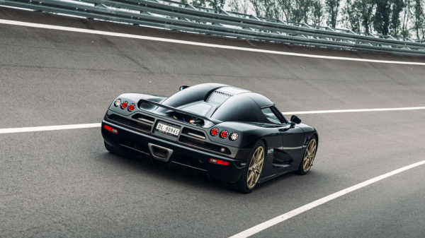 ТОП-10 самых дорогих машин в мире в 2023 году