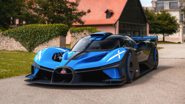 ТОП-10 самых дорогих машин в мире в 2023 году