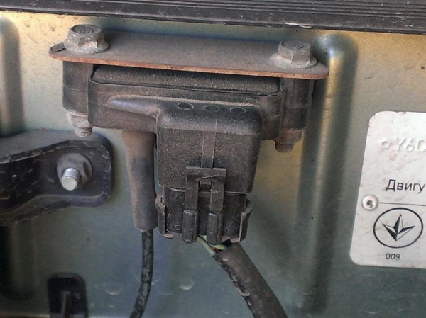 Датчик абсолютного давления воздуха (ДАД)