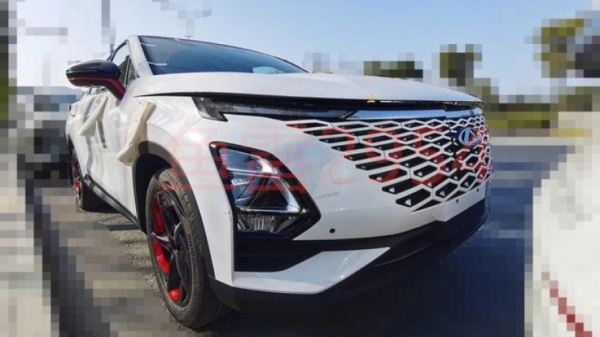 Электрический кроссовер Omoda C5 заметили в Китае