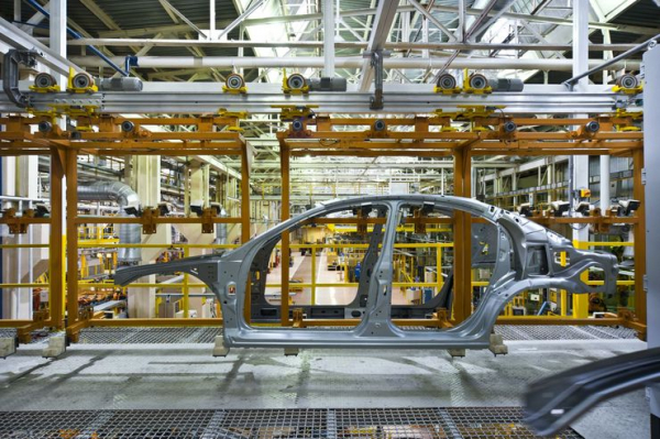 Год спустя: как спецоперация на Украине разрушила автомобильную жизнь России