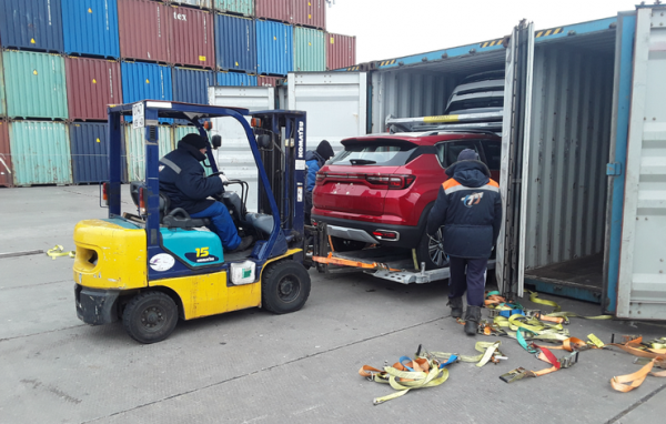 Иллюзия выбора: кто на самом деле &laquo;стоит&raquo; за параллельным импортом