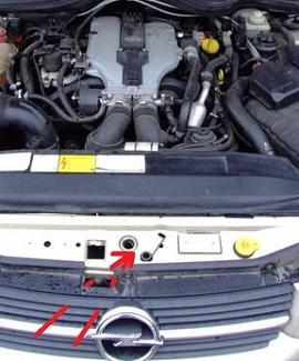 Как открыть капот, если порвался тросик?