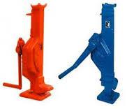 Какой домкрат лучше выбрать?