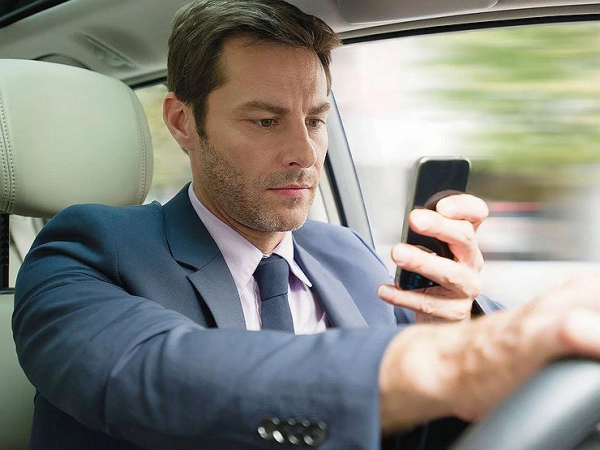 Почему российских водителей поголовно заставят отказаться от использования iPhone