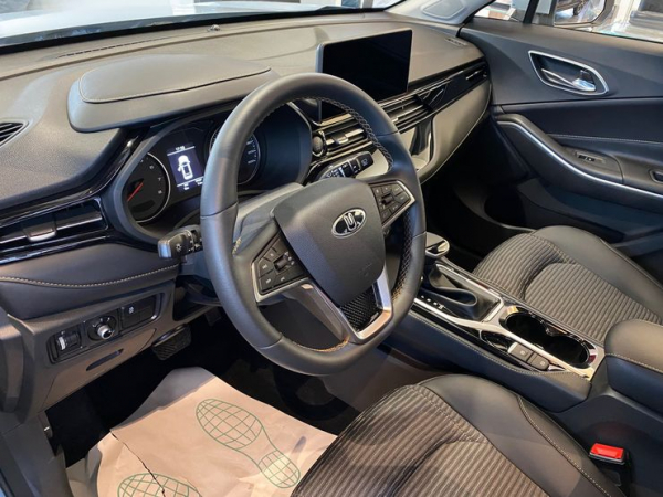 Подарки за кредит и никаких &laquo;допов&raquo;: как мы покупали новейший &laquo;Москвич 3&raquo;