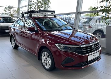 Прошлись по салонам: сколько стоят бюджетные Kia, Hyundai, Skoda, VW и LADA