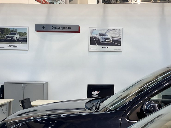 Сомнительное изобилие иномарок: &laquo;серые&raquo; поставки не спасли российский авторынок от краха