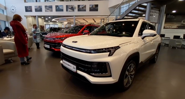 В России прекратили выдавать льготные кредиты на бензиновые автомашины