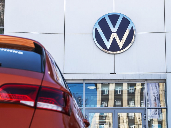 Volkswagen объявил войну параллельному импорту автомобилей в Россию Volkswagen объявил войну параллельному импорту автомобилей в Россию