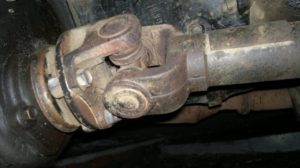 Замена крестовины карданного вала и рулевого вала своими руками Замена крестовины карданного вала и рулевого вала своими руками