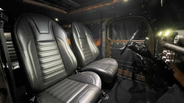 Старенький військовий позашляховик отримав шанс на &laquo;другу молодість&raquo;