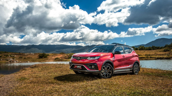 В РФ появится бюджетный кроссовер Soueast DX5