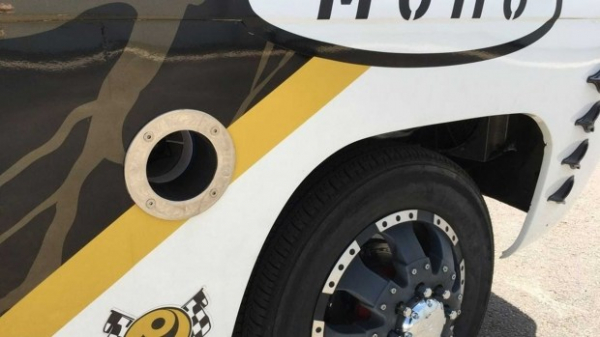 Найшвидший у світі будинок на колесах виставлено на продаж