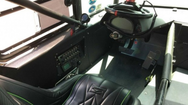 Найшвидший у світі будинок на колесах виставлено на продаж